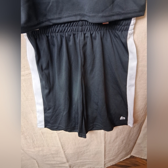 RBX Boys' Active Shorts Size 8 Set includes 2 performance t-shirts & shorts - Picture 2 of 8